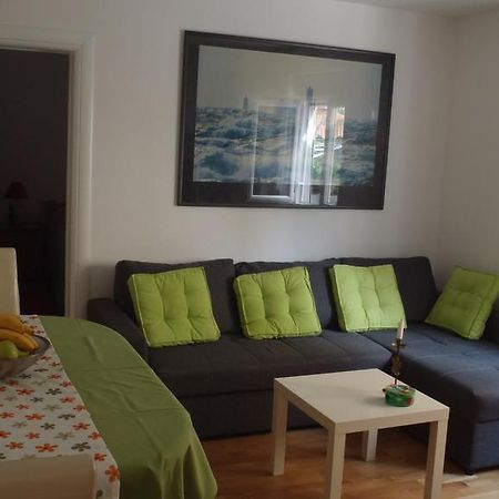 شقة Apartman Zara الغرفة الصورة
