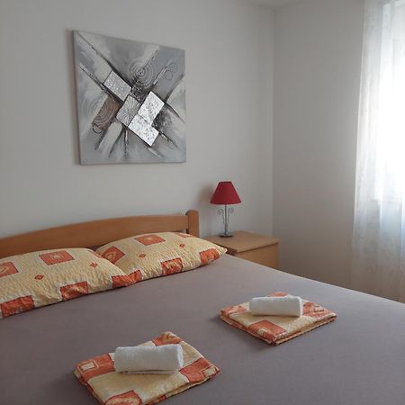 شقة Apartman Zara المظهر الخارجي الصورة