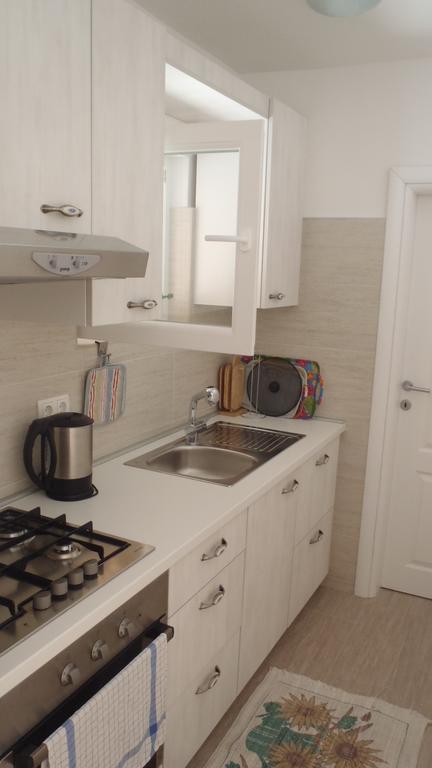 شقة Apartman Zara الغرفة الصورة