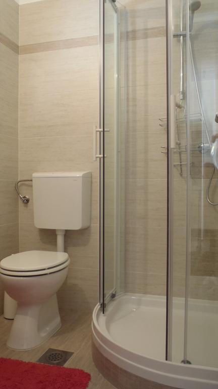 شقة Apartman Zara الغرفة الصورة